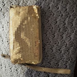 Gold sequence wristlet